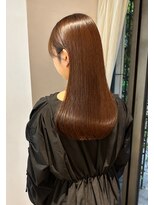 ファシー(faccie)&nbsp;ロング　ワンレングスカット　髪質改善トリートメント
