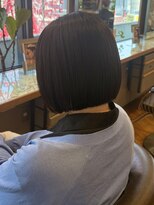 オアシスアヴェダ(OASIS AVEDA)&nbsp;平行ボブ／あごラインボブ