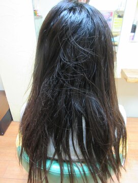 ヨシユキコンディショニング ダメージレスな縮毛矯正「強いくせ毛~ダメージ毛まで対応」133