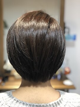 カットルームカラー 池田店 こなれショートうるつやアッシュ☆