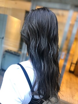 エミュー 湘南台店(emue) メルティカラー/似合わせカット/ウェーブミディアム/湘南台