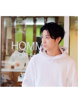 オム(HOMME) センター分け × パーマ