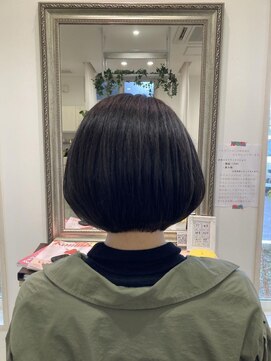 アドラーブル 女池店(adorable) 20代30代40代★スタイリング簡単♪小顔見せ☆丸みショート
