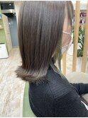 【 イヤリングカラー × オリーブグレージュ 】