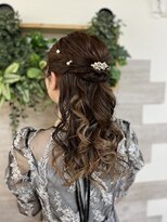 ロカット サロン(Roquat Salon)&nbsp;ハーフアップヘアセット【立川/バイカルテ/立川南/袴】