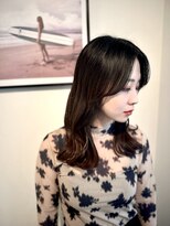 マリン(Marine)&nbsp;20代30代韓国風くびれウェーブヘアミディアム