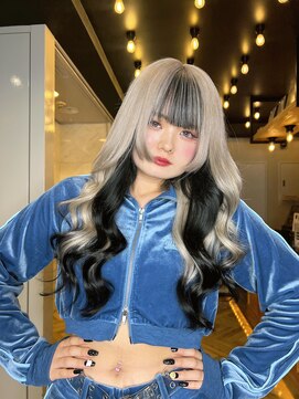 ラピス 名古屋本店(Lapis) White×Black