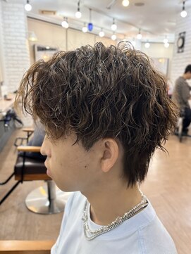 ニューモヘアー 立川(Pneumo hair) 「波巻きスパイラル×センターパート」