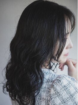 チルバイヘアーガーデンミルクティ(Chillbyhairgardenmilktea)の写真/再現性の高いカットで毎日のお手入れも簡単に◎一人ひとりの髪質や骨格を見極め、それに合わせたカット！