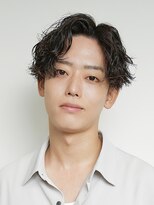 ログ(LOG)&nbsp;センターパート 波巻きパーマ 高松