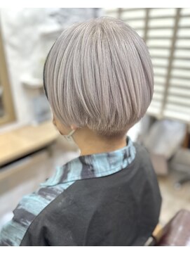 ラウラアンドロー(LAURA&RO) ダブルカラー/ケアブリーチ/インナーカラー/ベージュ【塚口】