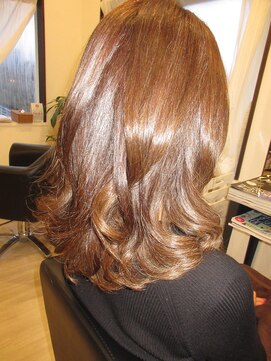 コア フィール ア デイ(COIFFURE A DAY) 【見附今町】ミセスM3D大人女子