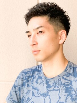 メリケンバーバーショップ コウベ(MERICAN BARBERSHOP KOBE) ツーブロックツイストパーマビジネスかき上げフェード#m57