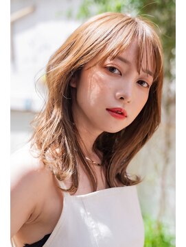 メーヴェ(Mowen) mowen×外ハネミディアム×ラフウェーブ×モカベージュ