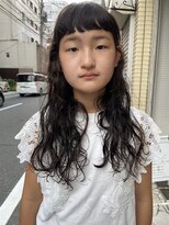 リル(Lilu)&nbsp;黒髪オン眉のクセ毛が可愛いお客様