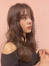 エルモナ(Elmona) Natural wavy hair