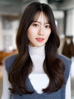 レノラ 本町(LENORA)&nbsp;☆フェミニンロング大人かわいいぱっつん前髪レイヤーカット小顔