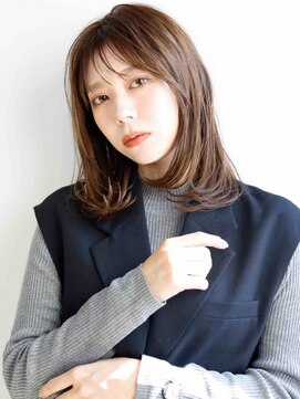 シオ 流山おおたかの森(Sio) 髪質改善トリートメント大人ミディアムレイヤー