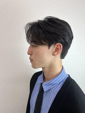 ステージ(STAGE) ダウンパーマ　ニュアンスパーマ　センターパート