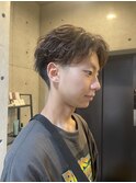 シャドウパーマ　メンズ　ツーブロック　短髪　フェザーパーマ