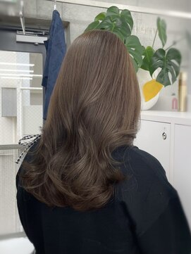 エヌアイ オモテサンドウ(ni omotesando) マロンベージュ/レイヤーカット/ブリーチなし 上野