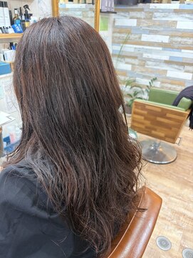 ハウオリ ヘアーワークス(Hauoli hair works) マグネットカラー×ピンクヴァイオレット、深みピンクカラー