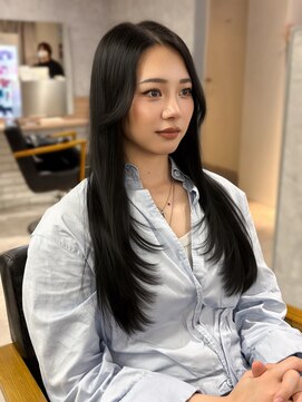 モク(mok) 暗髪×レイヤーカットで重たくならない!★