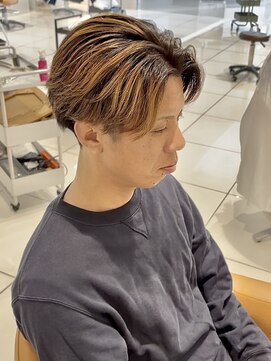タブーアイ(TABOO.i) 【men's】フェザーショート×ゴールドハイライト