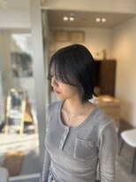 オーシー 四ツ井店(O'sea) ブリーチありブルーブラック