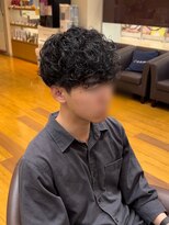 カイノ プラットプラット店(KAINO)&nbsp;無造作に決まるプードルパーマ/眉毛カット