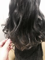 シュカブラ スパングル(Skovla Spangle) インナー明るめダークアッシュ♪