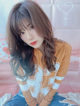 マーリャヘアー(mallia hair) レイヤーが入った軽めのロングスタイル