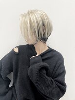 トルネード(TORNADO)&nbsp;海外ヘア クールショート ホワイトカラー  t1216