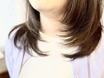 ミライエ(MIRAie)の写真/印象を大きく変える顔周りのカットもお任せ下さい！繊細なカット技術で髪のお悩みも扱いやすいスタイルに☆