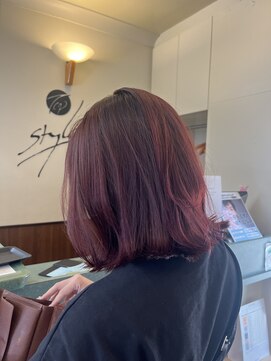 トータルビューティーサロン トップスタイル 秋先取りワインレッドカラー