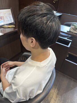 髪の美院 シャルマン ビューティー クリニック(Charmant Beauty Clinic) 前髪長めスタイル