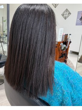 アンブレラ(umbrella) 髪質改善トリートメント／ナチュラルツヤミディ