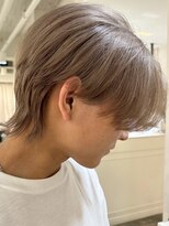 イリ 大阪(ili)&nbsp;サーフカール/刈り上げセンターパート/フェザーパーマ