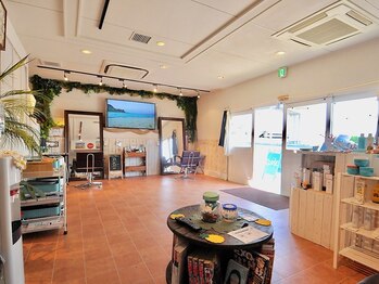 ヘア サロン ラニ(Hair salon Lani)の写真/日常を忘れてリラックスできる空間。「なりたい」を叶えるひと時を《Lani(天国)》で過ごしませんか？