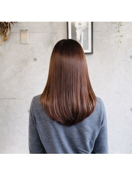 スプーノ 神楽坂(Spoonno)の写真/髪質やお悩みに合わせて選べるトリートメントが人気♪髪の内側から補修し、指通りの良い質感に☆