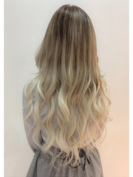 ラチャウ(La.Ciau) Ｗカラー&カット&エクステ70本