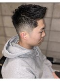 ジェットモヒカンバーバーカットワイルドツーブロックフェード