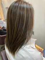 フィールグッドカンパニー(Feel Good Company)&nbsp;ハイライト20代30代40代ベージュ外国人風ストレート