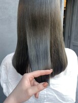 ニュートライズ(NEUTRIZE) オリーブグレージュ