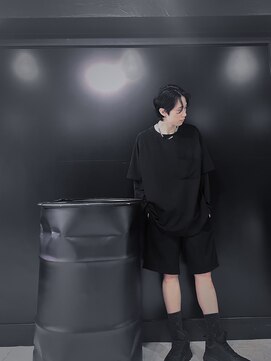 アウル 心斎橋(owl) ジョニーデップパーマ×スパイラルパーマ×センターパート×黒髪