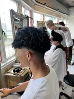 アイズ 海老名(AIZU) スペインカール フェード スパイラルパーマ メンズパーマ