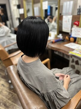 アート(art) 艶髪ボブ