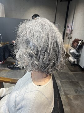 フィール ヘアー(feel hair) ミディアムパーマ