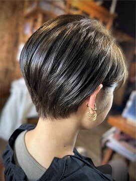 フェニーチェ アヴァンティ インターナショナルヘアサロン(fenice avanti) ハンサムショート