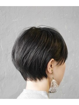 ソルト(Salt) Salt short bob style  (CHIE)